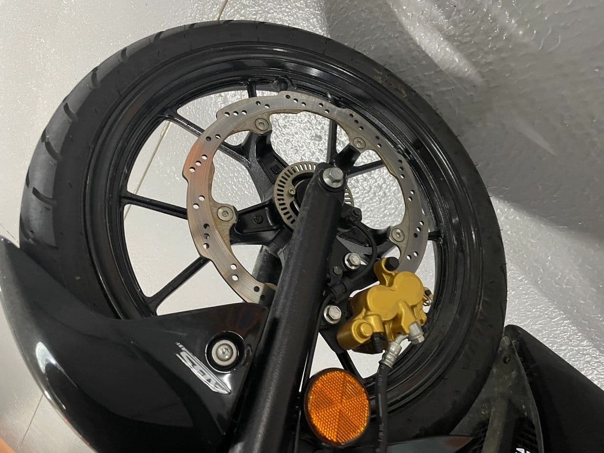 스즈키 GSX R 125 ABS 5