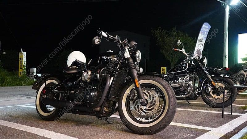 트라이엄프 본네빌 바버 블랙 7