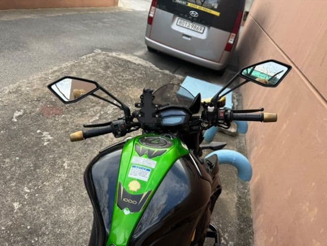 가와사키 Z 1000 more