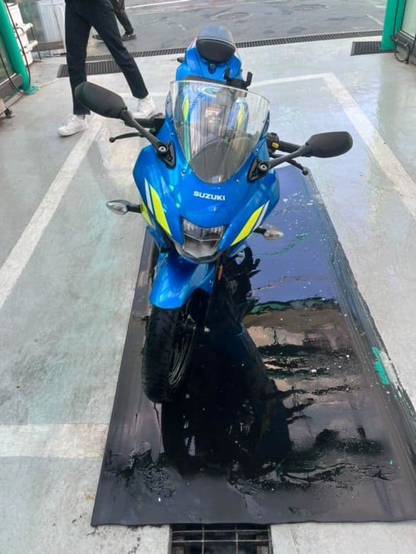 스즈키 GSX R 125 ABS 2