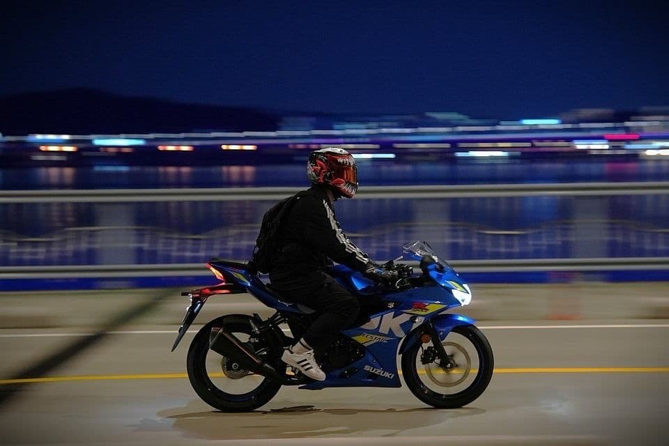 스즈키 GSX R 125 ABS more