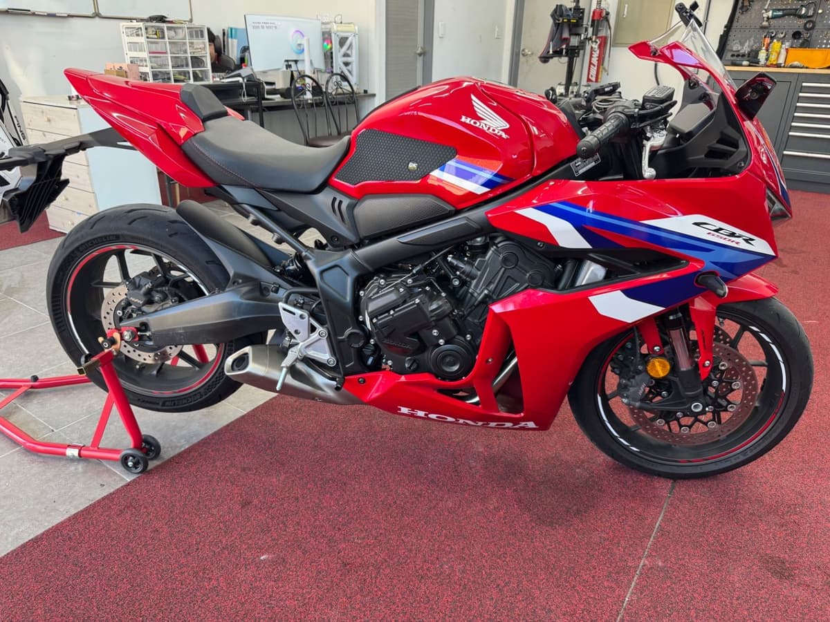 혼다 CBR 650 R E-CLUTCH 3