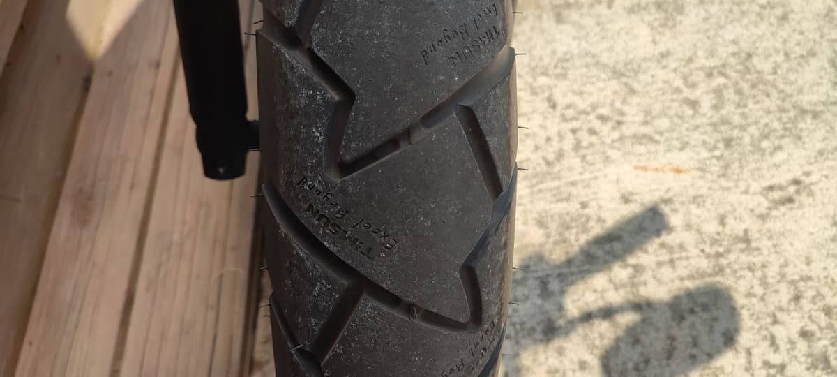 KR모터스 아퀼라 125 more