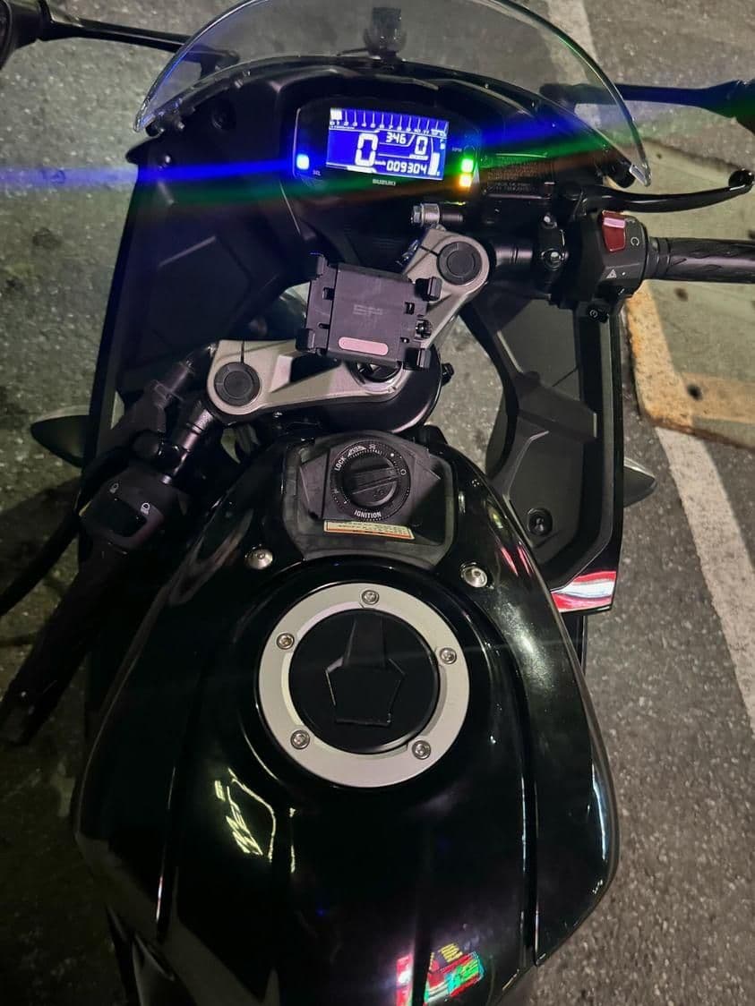 스즈키 GSX R 125 ABS 4