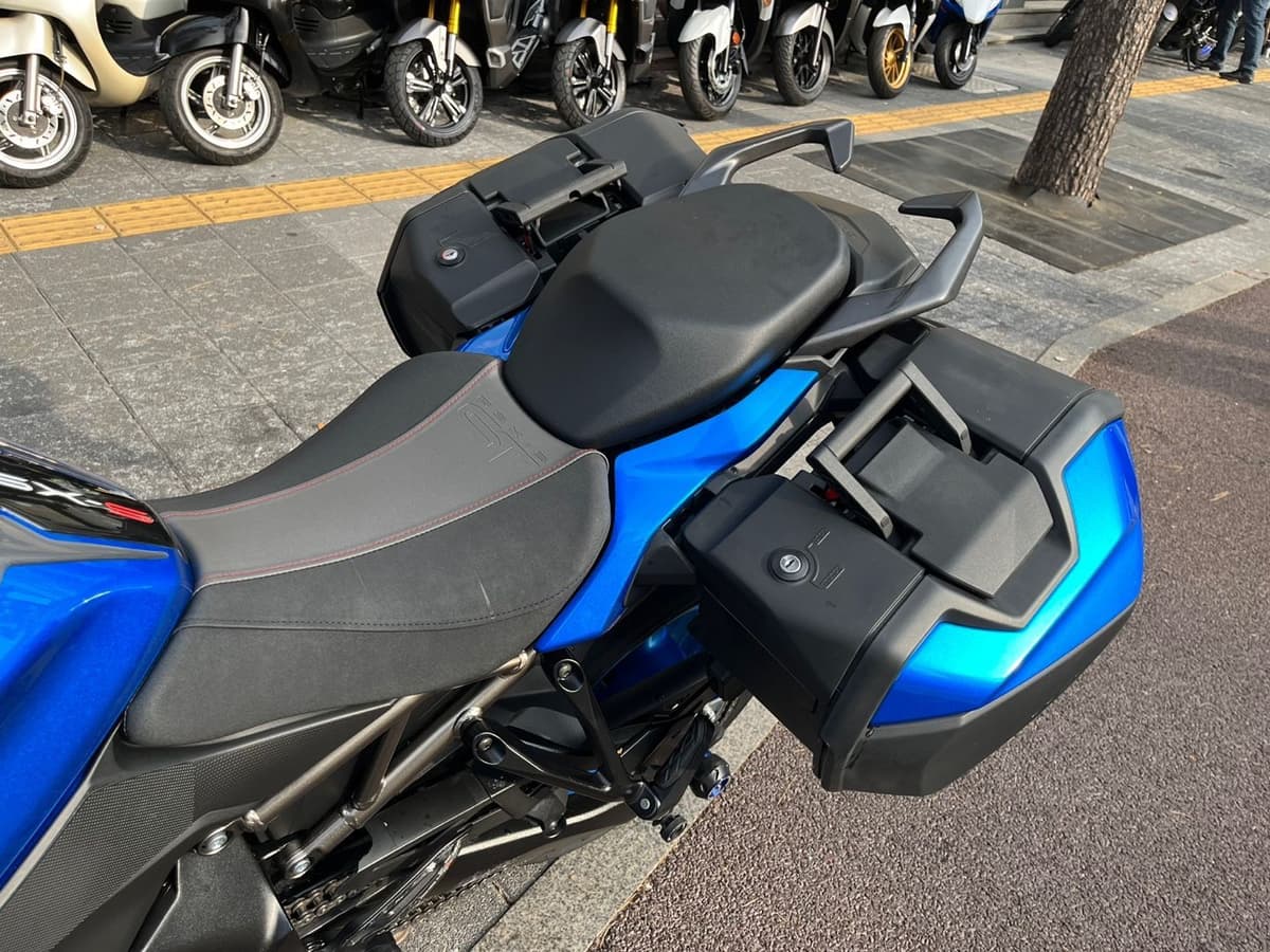 스즈키 GSX S 1000 GT 5