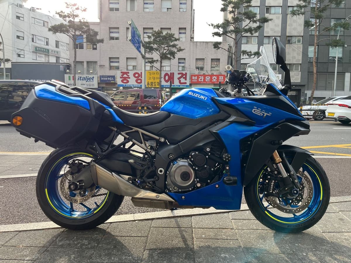스즈키 GSX S 1000 GT 7