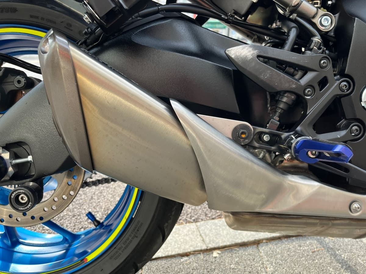 스즈키 GSX S 1000 GT 9