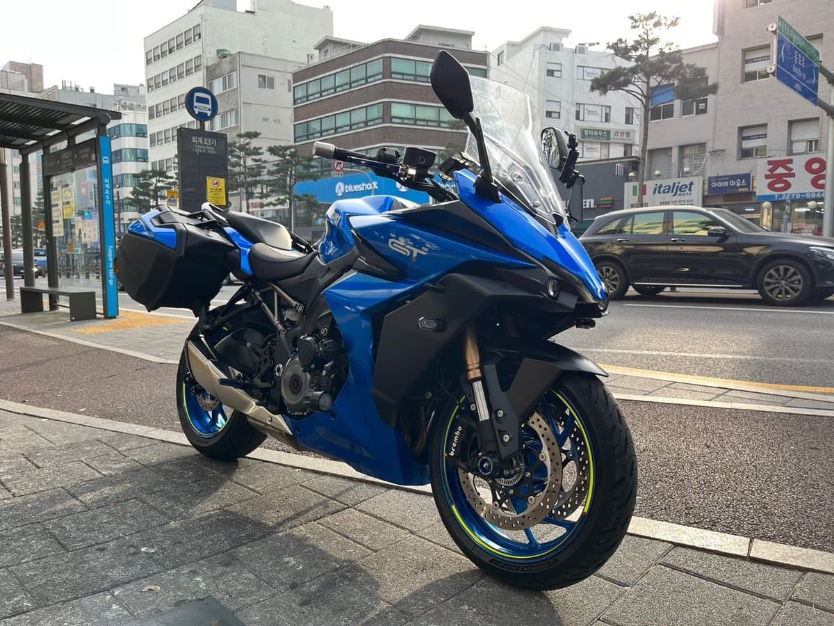 스즈키 GSX S 1000 GT 1