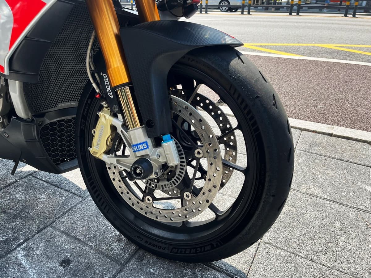 아프릴리아 투오노 V 4 1100 팩토리 10