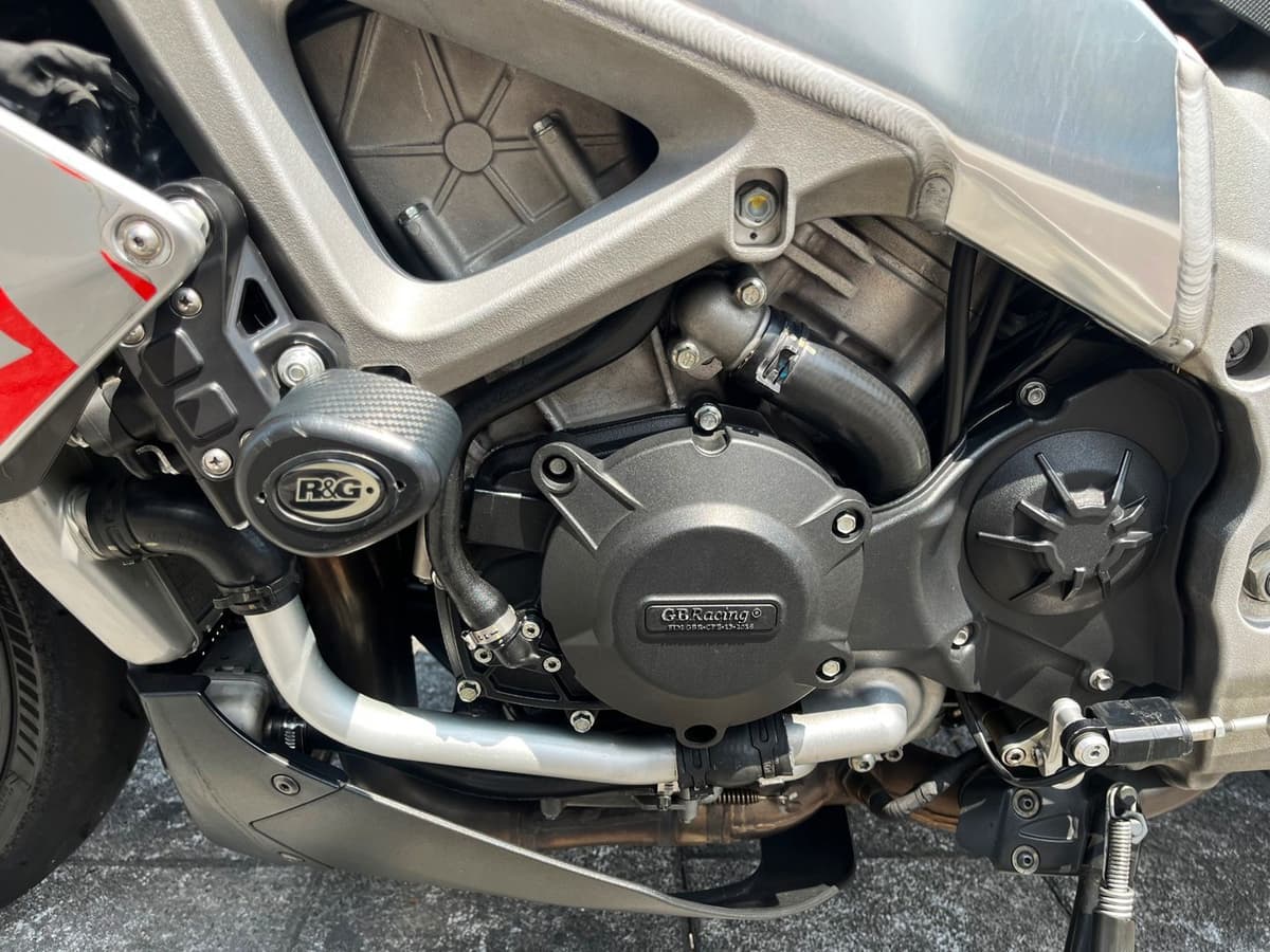 아프릴리아 투오노 V 4 1100 팩토리 2