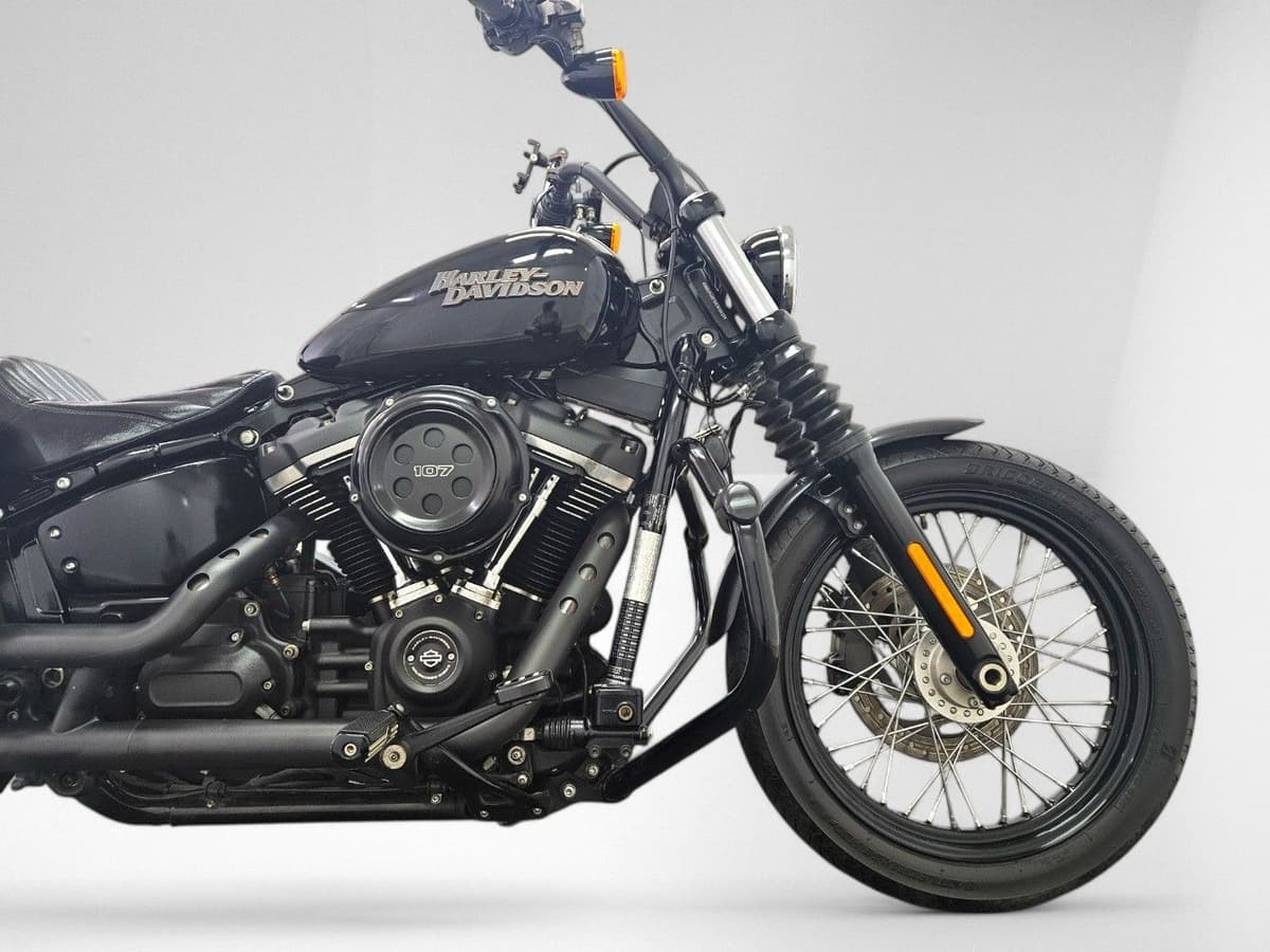 할리데이비슨 스트리트 밥 9