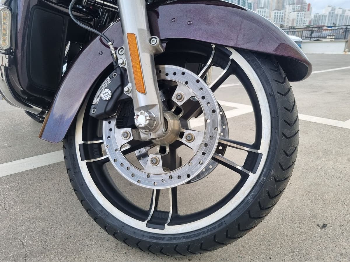 할리데이비슨 로드 글라이드 2