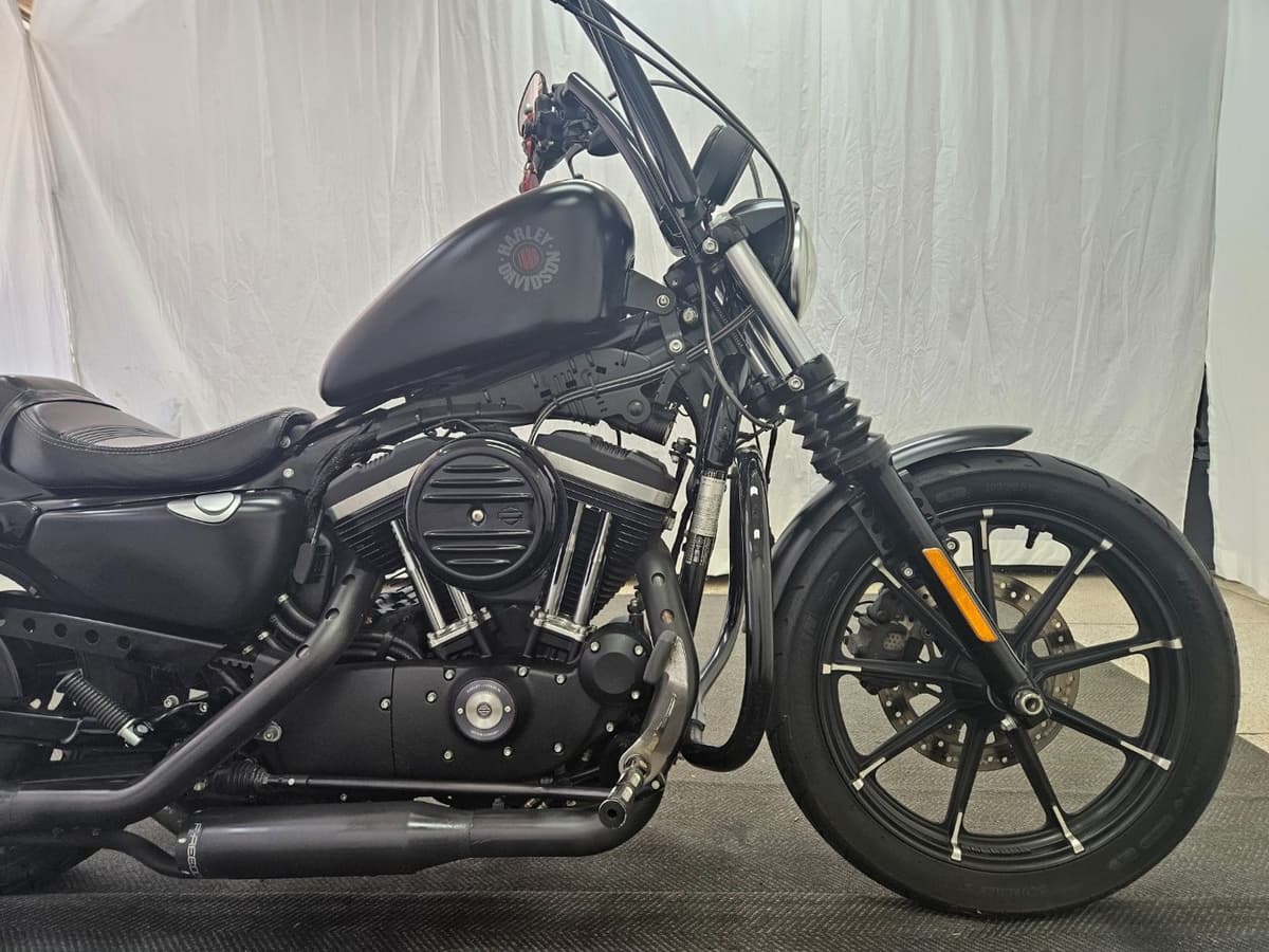 할리데이비슨 아이언 883 5