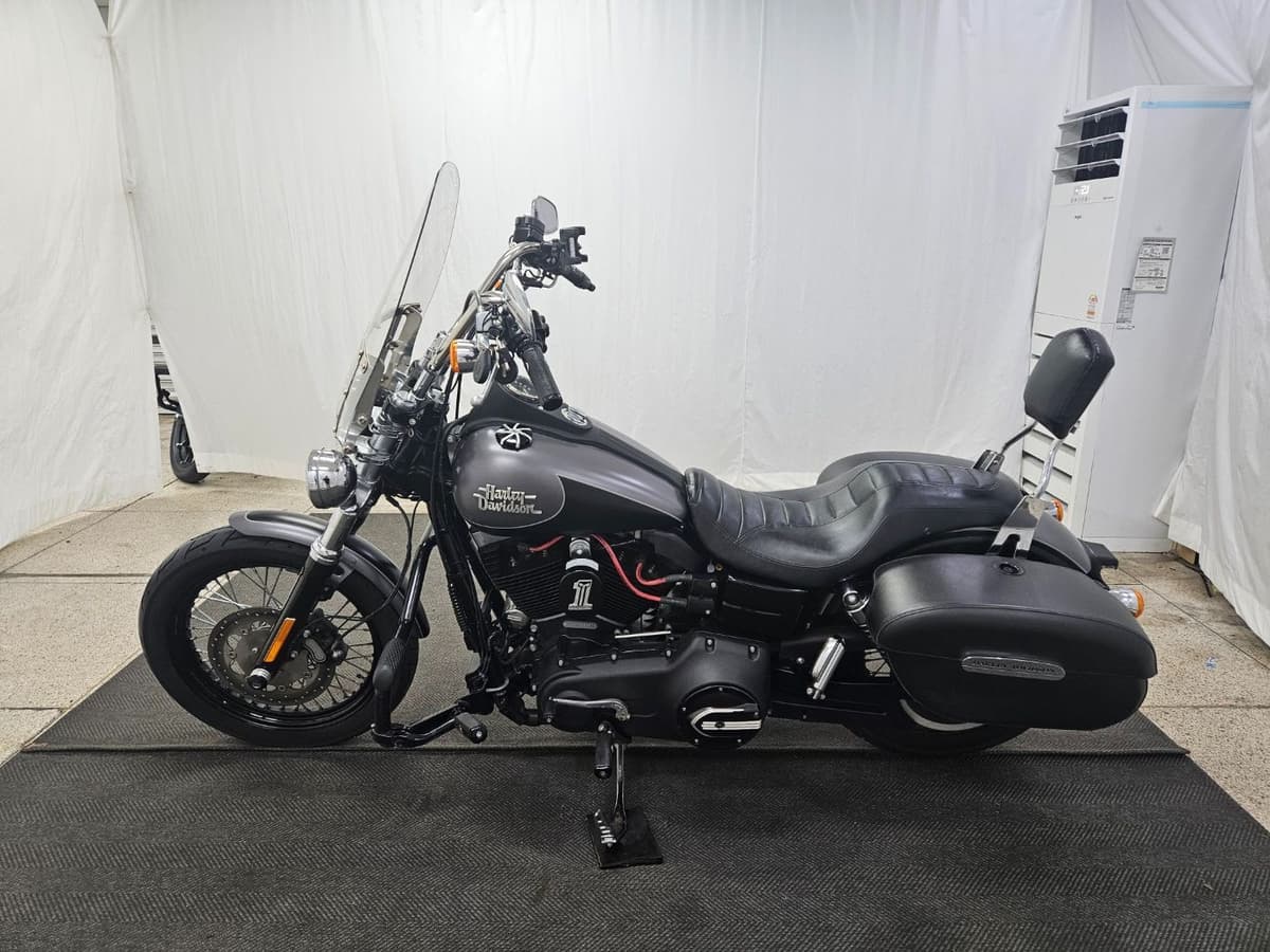 할리데이비슨 스트리트 밥 3
