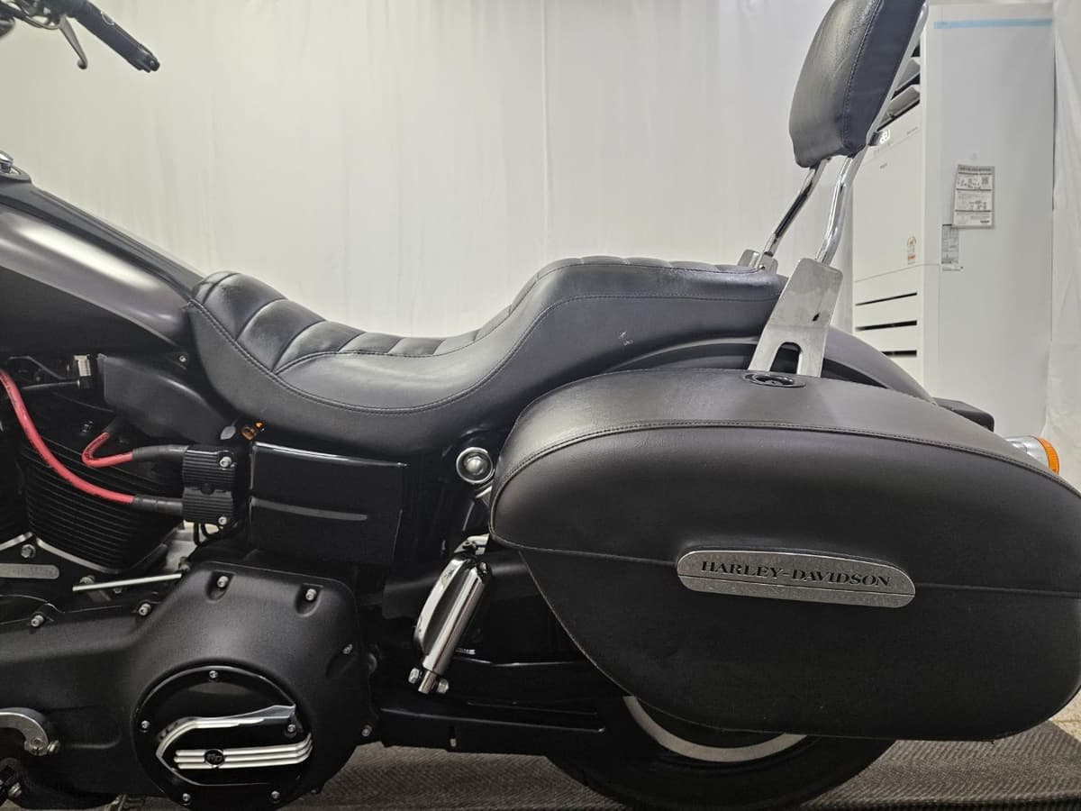 할리데이비슨 스트리트 밥 4