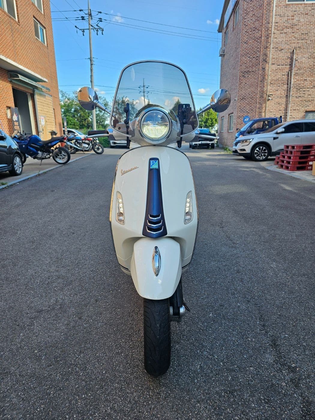 베스파 프리마베라 125 2