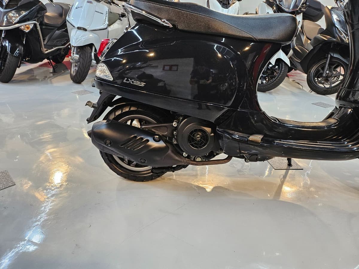 베스파 LX 125 5