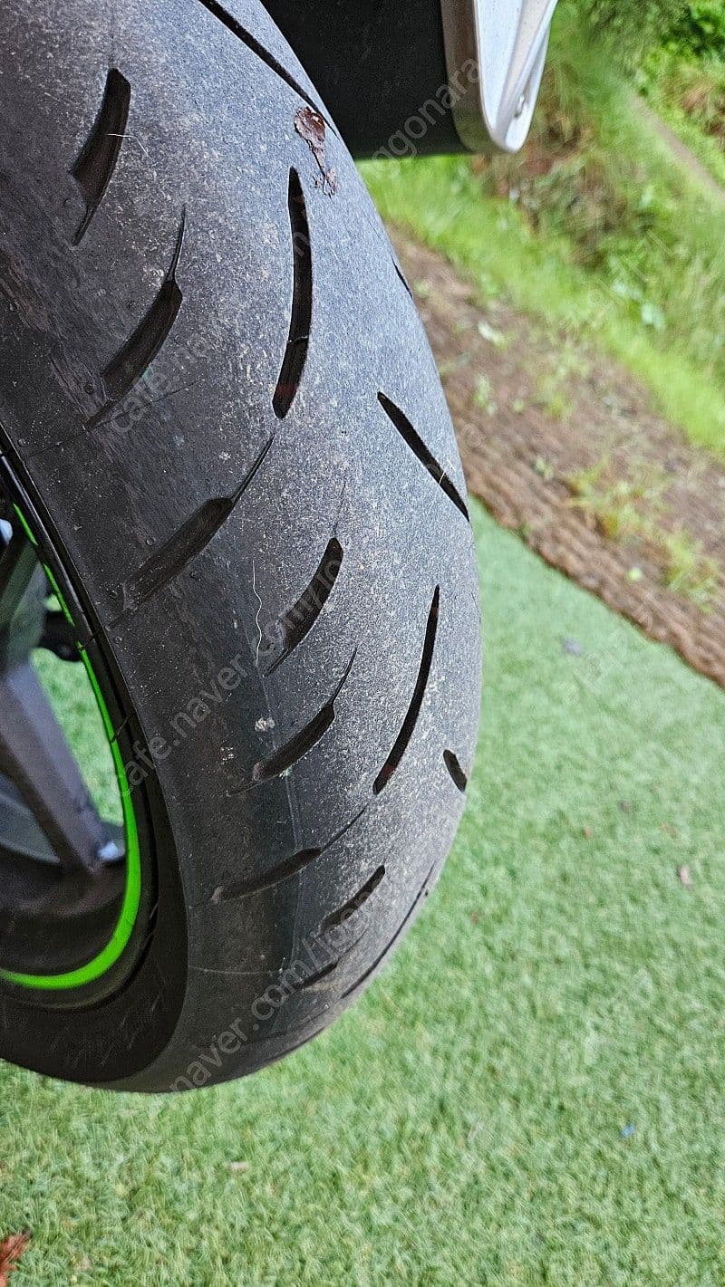 가와사키 닌자 400 ABS 5