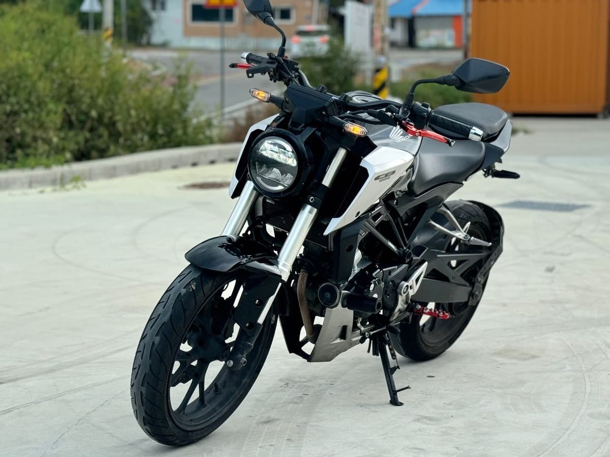 혼다 CB 125 R 2