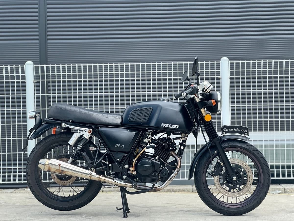 이탈젯 그리폰 125 2