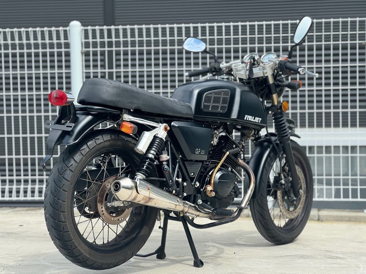 이탈젯 그리폰 125 3