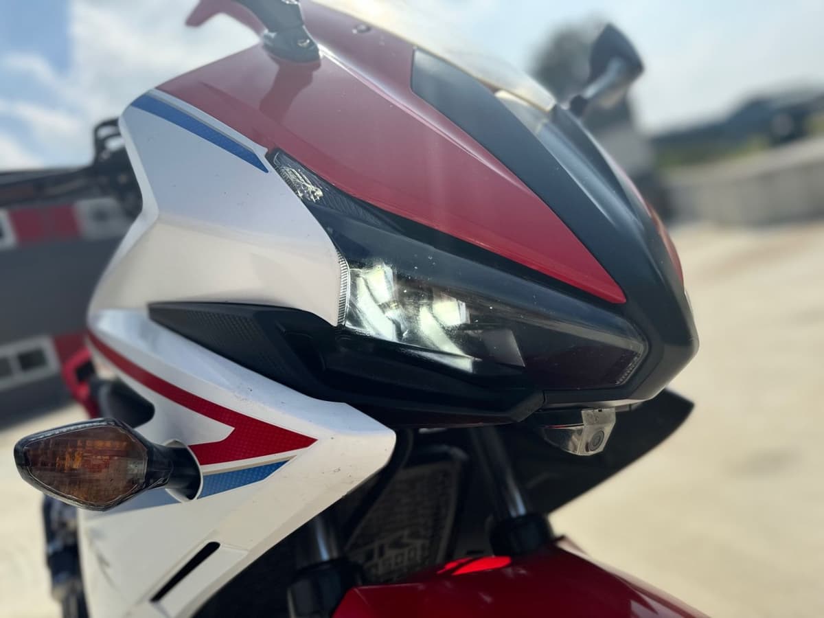 혼다 CBR 500 R 9