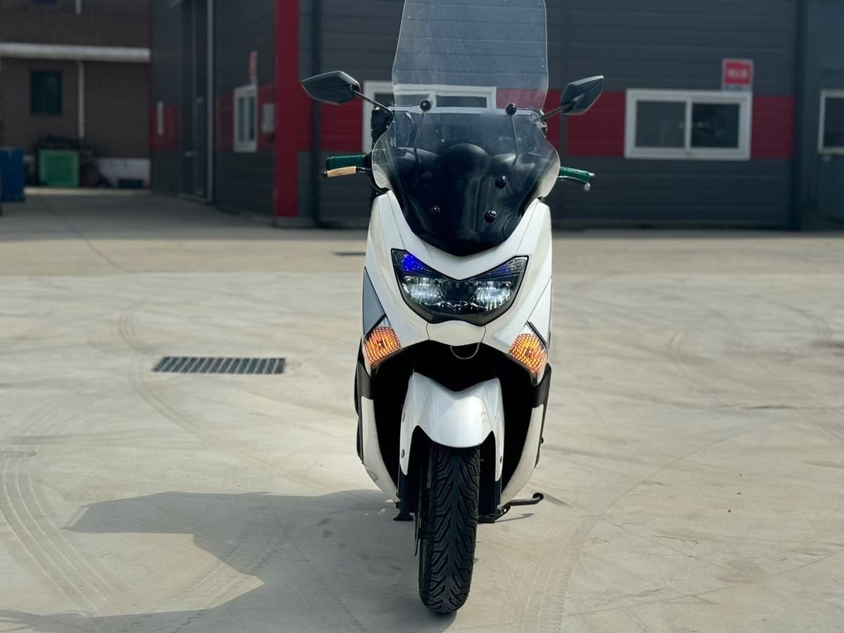야마하 NMAX 125 3