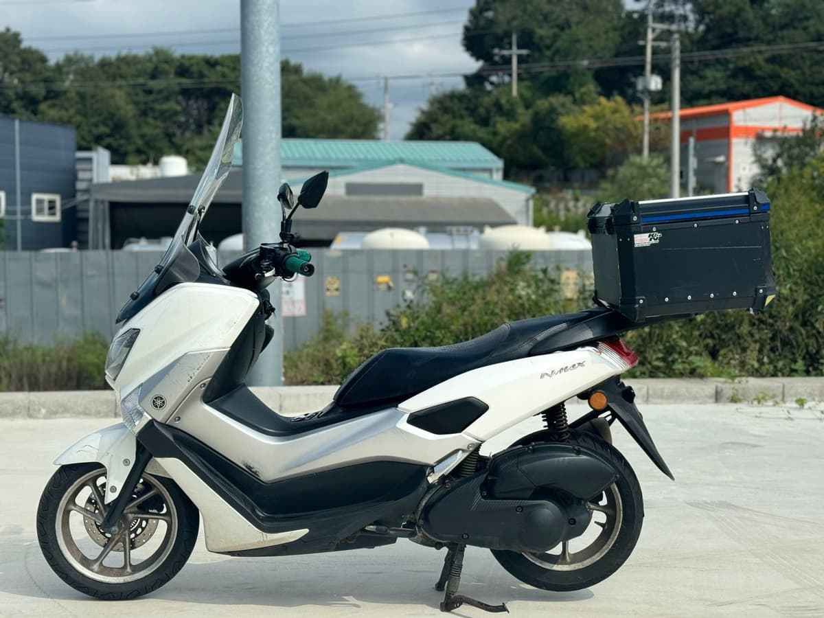 야마하 NMAX 125 7