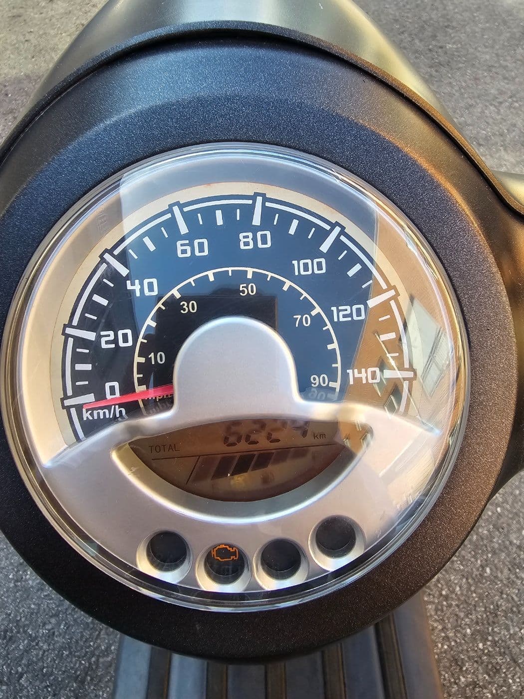 착한스쿠터 야르스 125 GT 10