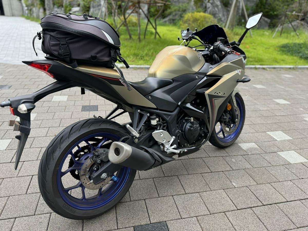 야마하 YZF R3 8