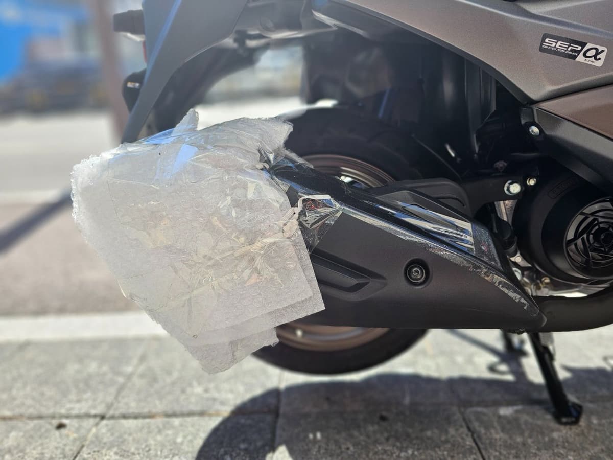 스즈키 버그만 125 7