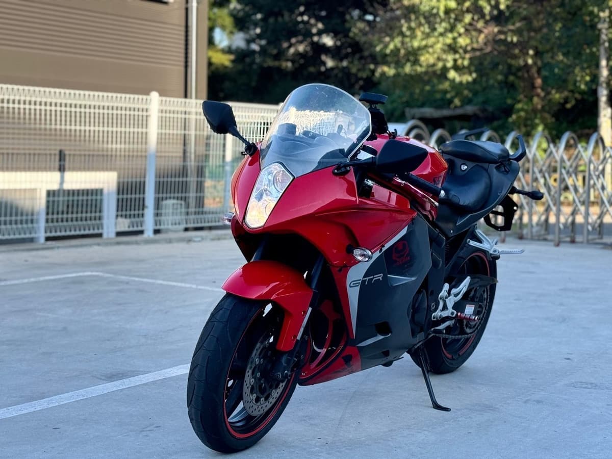 KR모터스 코멧 650 RC 2