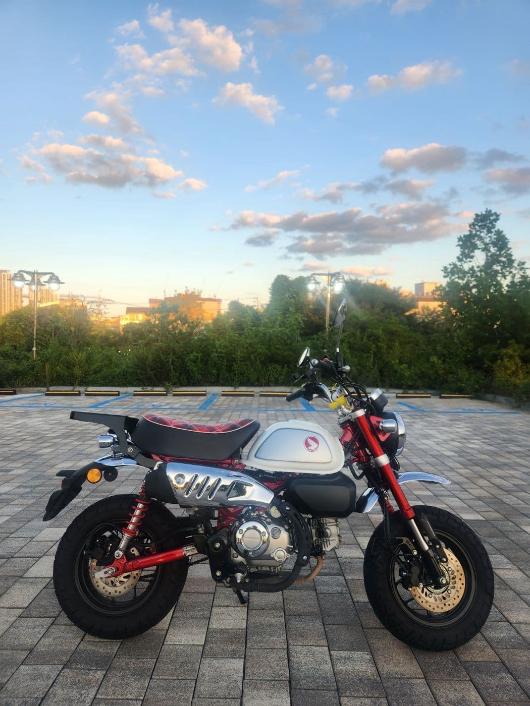 혼다 몽키 125 more