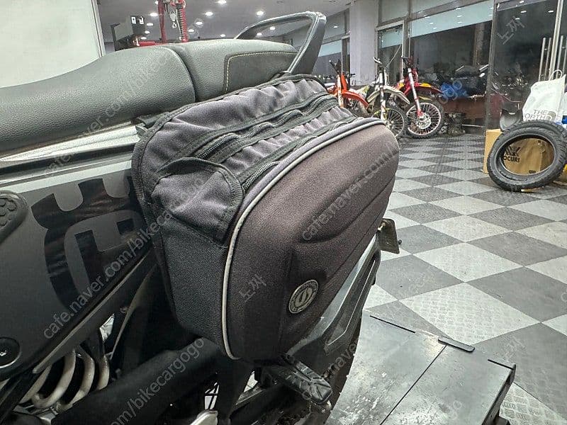 허스크바나 스바르트필렌 401 4