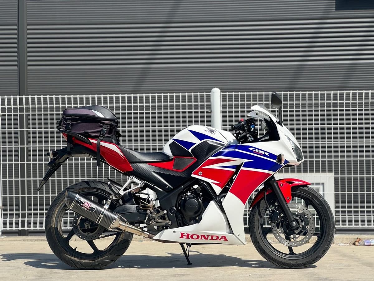 혼다 CBR 300 R 2