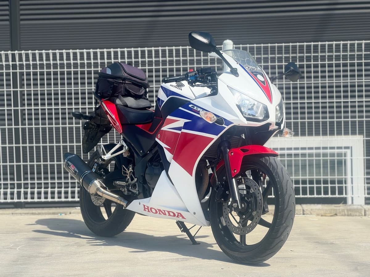 혼다 CBR 300 R 1