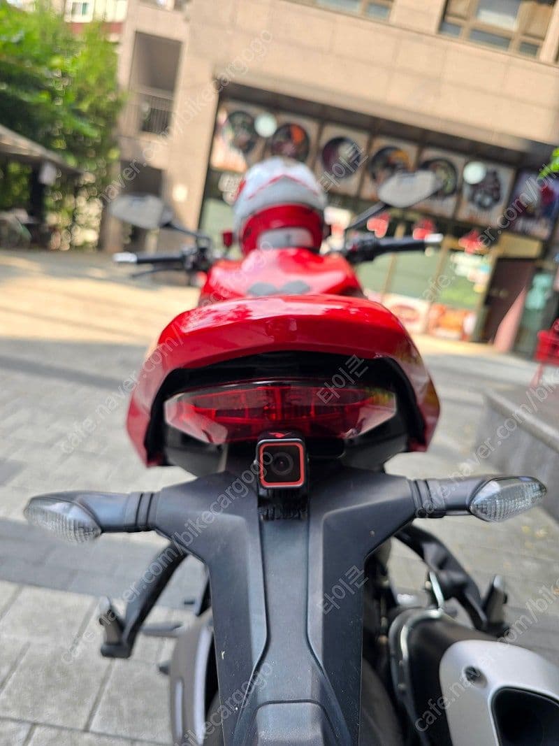 두카티 몬스터 1200 S 7