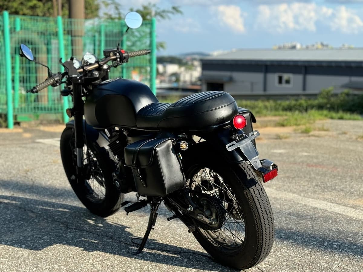 이탈젯 그리폰 125 more