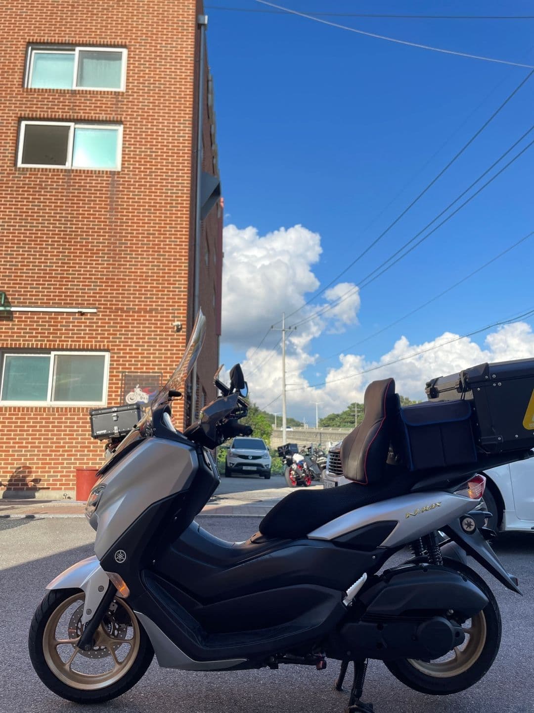 야마하 NMAX 125 4