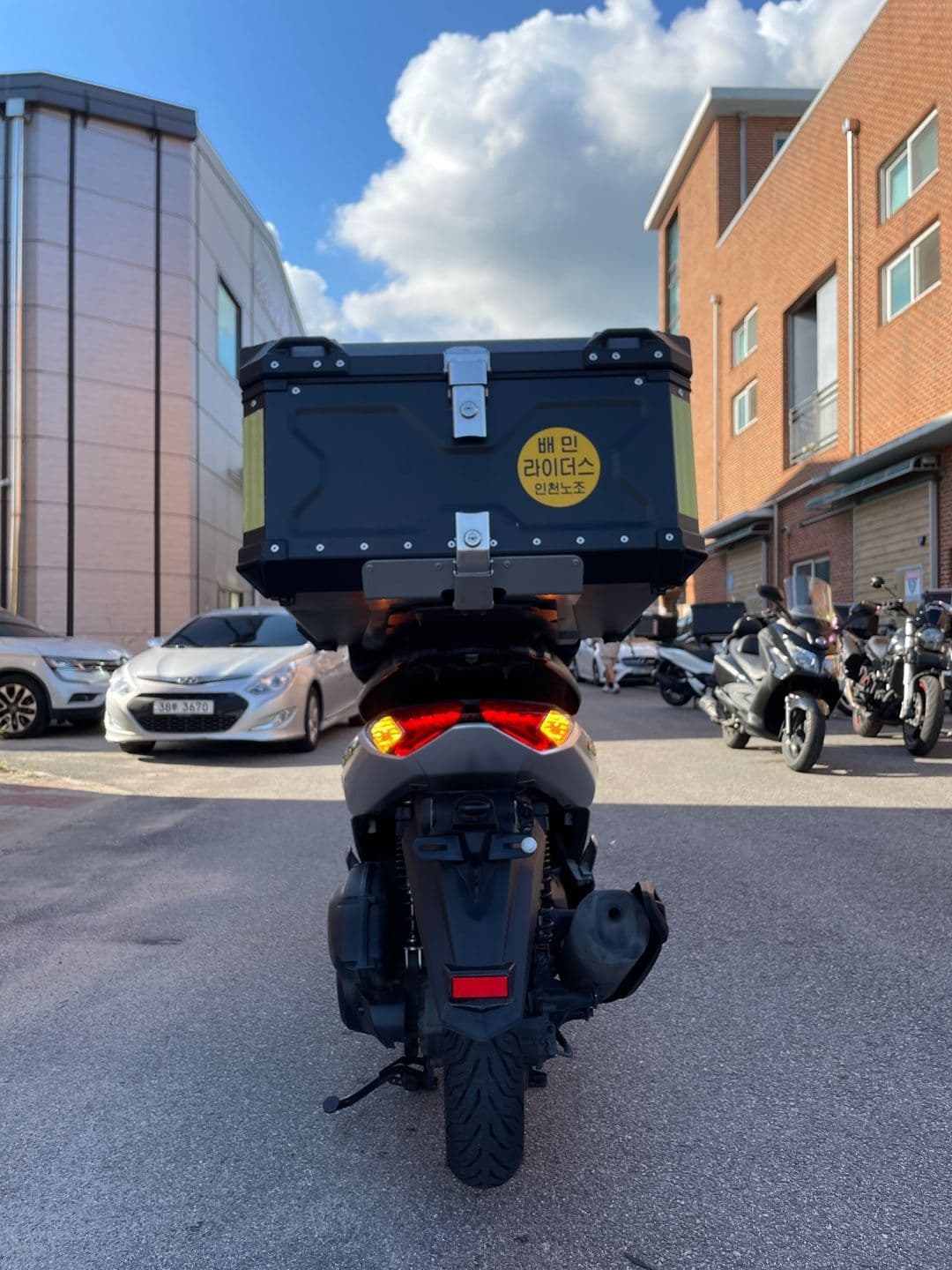 야마하 NMAX 125 7