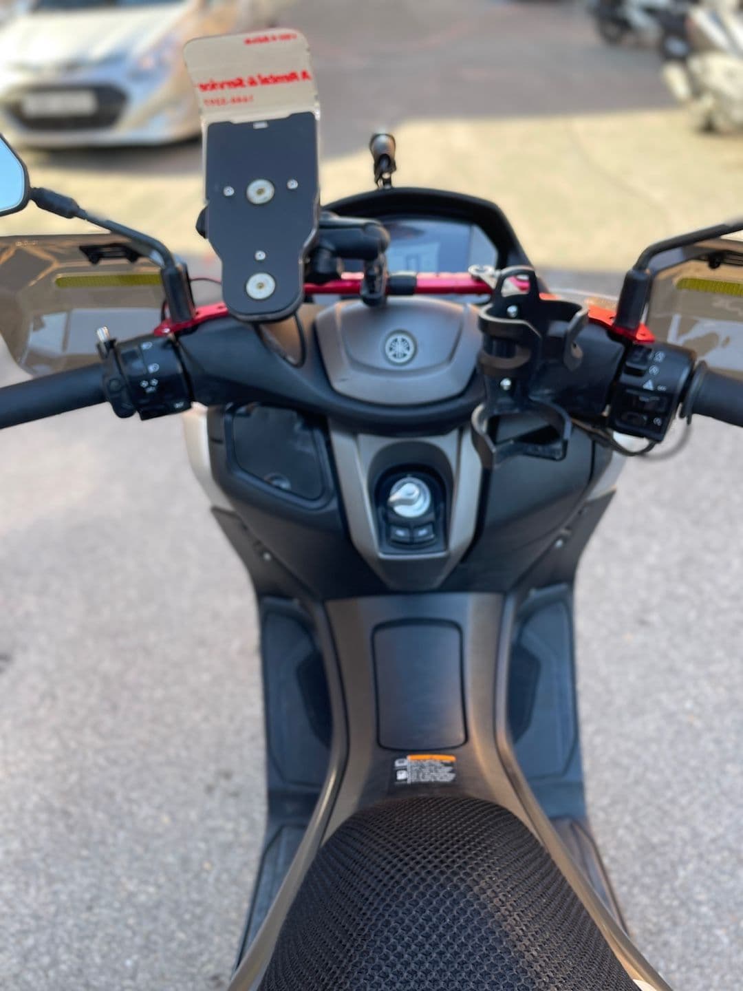 야마하 NMAX 125 9