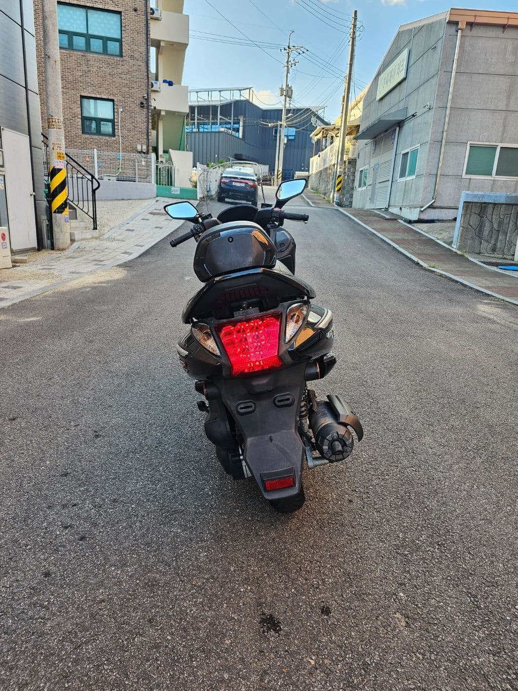 SYM 보이져 125 more