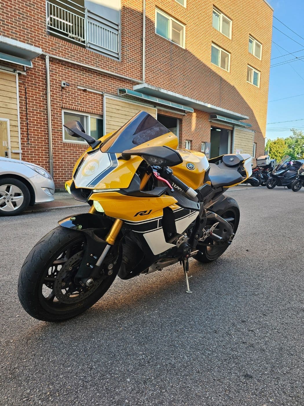 야마하 YZF R1 3