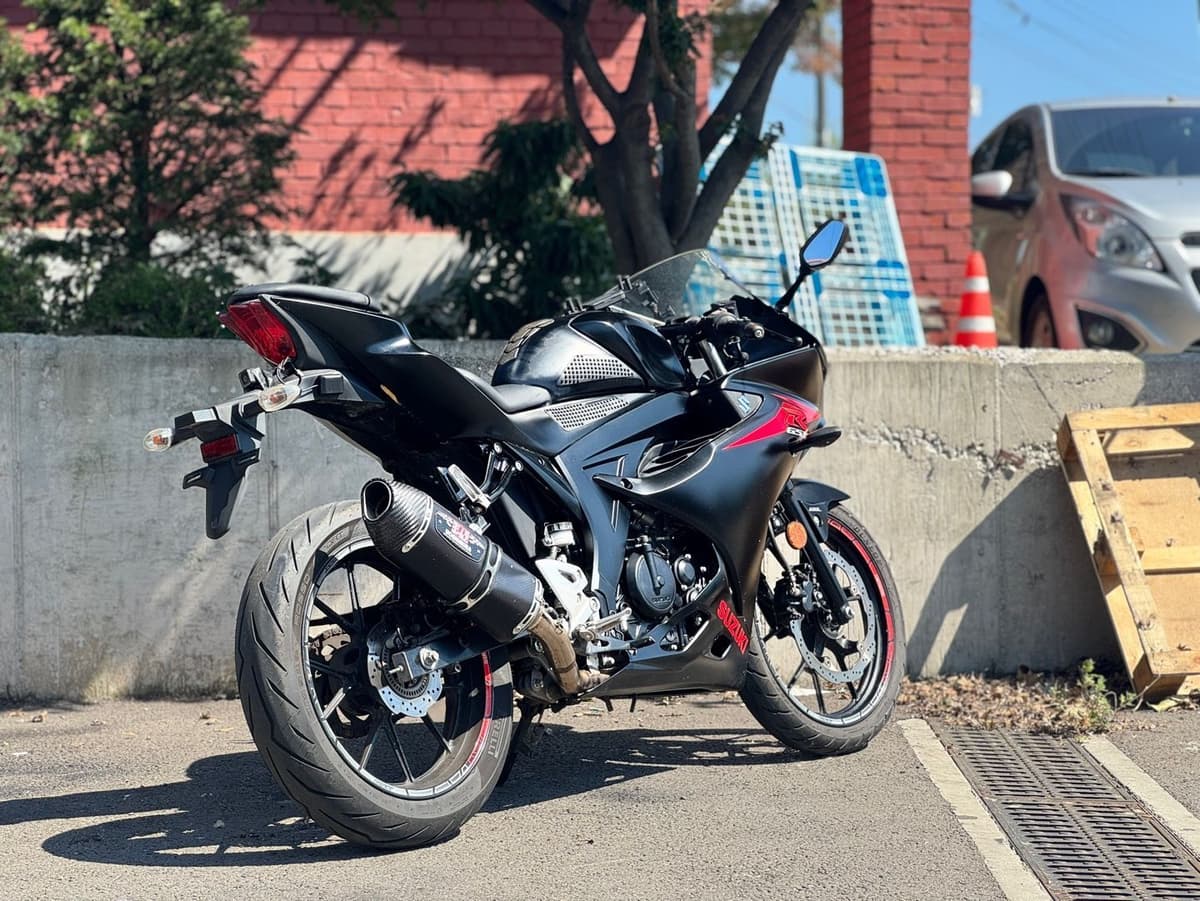 스즈키 GSX R 125 ABS 3