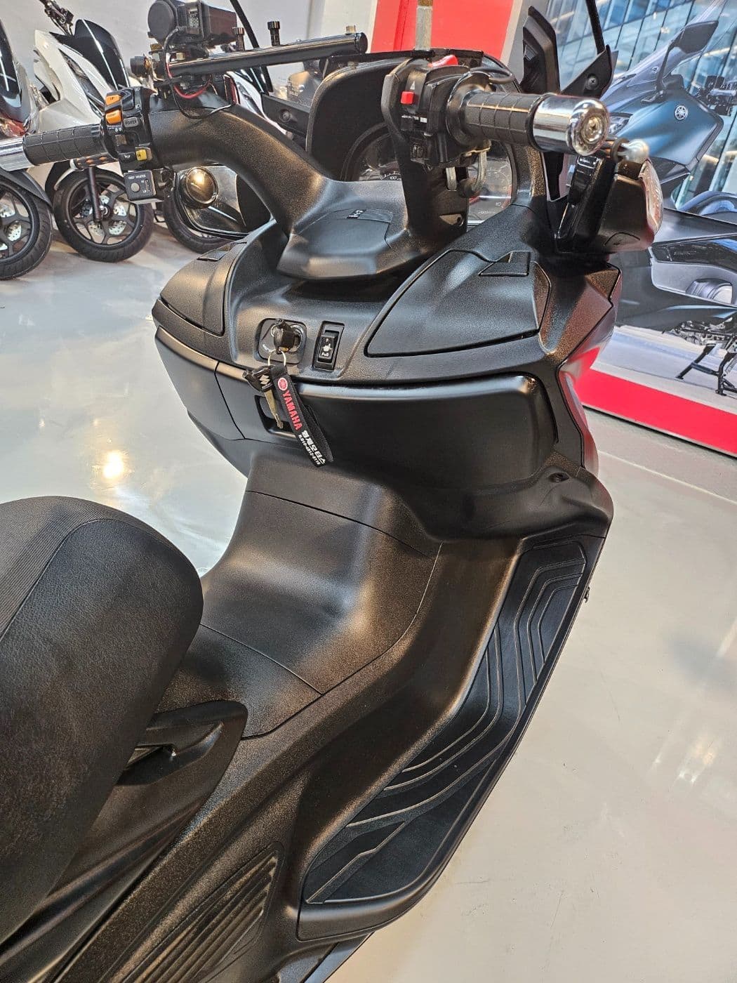 스즈키 버그만 650 익스큐티브 11