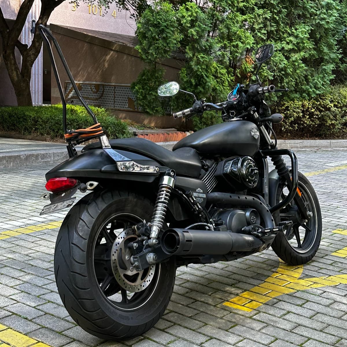 할리데이비슨 스트리트 로드 750 more