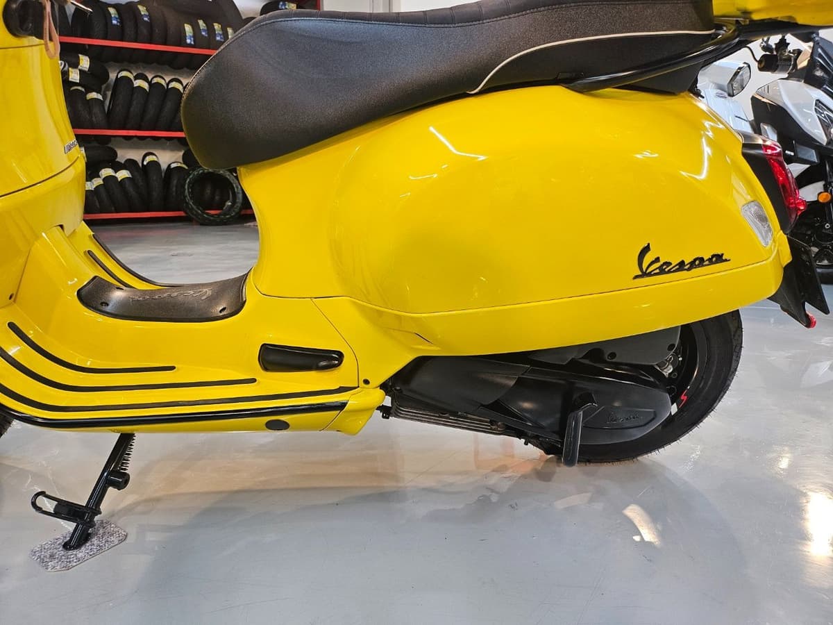 베스파 GTS 300 슈퍼스포츠 more