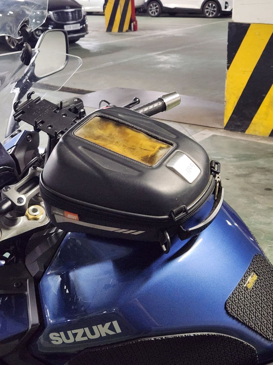 스즈키 GSX S 1000 GT 3