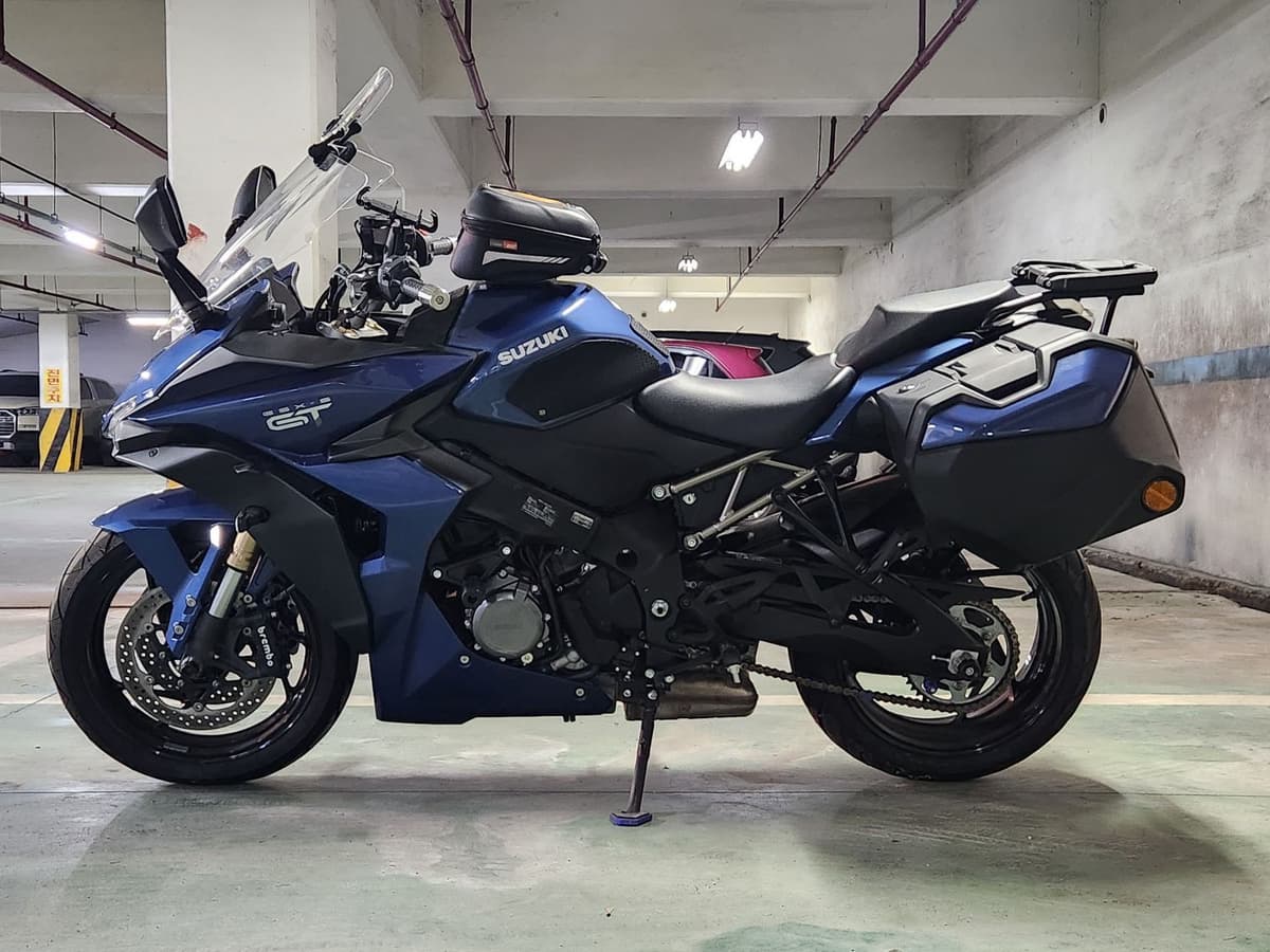 스즈키 GSX S 1000 GT 10