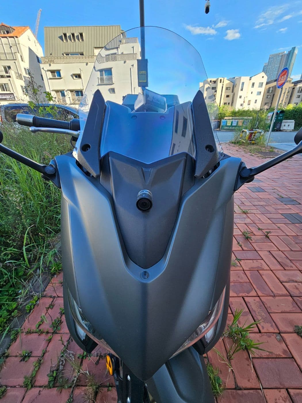 야마하 TMAX 560 5